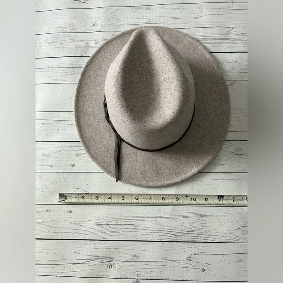 Taupe/Gray Felt Hat - Picture 5 of 6